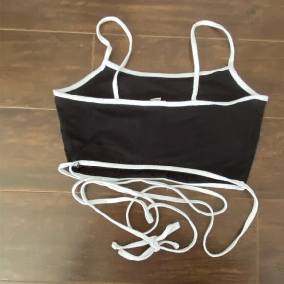 Garage Black Cropped Tank White Accents XS - Picture 2 of 9